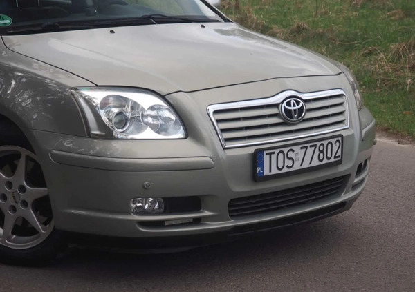 Toyota Avensis cena 16700 przebieg: 193380, rok produkcji 2005 z Żelechów małe 781